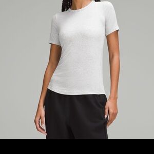 Size 12 lululemon hold tight short sleeve shirt